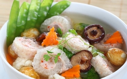 Order' thực đơn cưới truyền thống